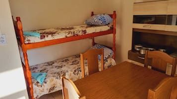 Apartamento básico | 2 quartos, ferros/tábuas de passar roupa