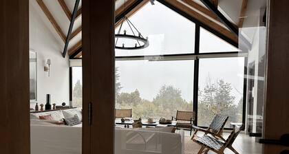 Amazing house in Arelauquen with lake & mountain views full of light