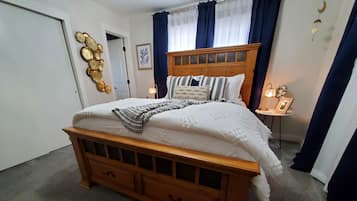 4 bedrooms, free WiFi, bed sheets