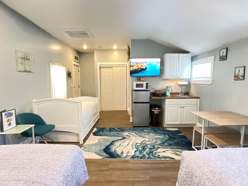 *Oceanview Suite | Hampton Beach | Pet Friendly*