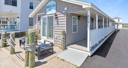 *Oceanview Suite | Hampton Beach | Pet Friendly*