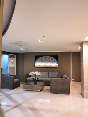 Unclassified image, 2 of 28, button - Ray's Staycation Haven at Sea Residences (Pasay)