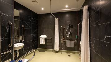 Hårføner, håndklær, såpe og sjampo