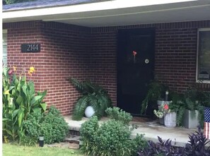 Exterior detail - Artistic Ranch (Fayetteville)