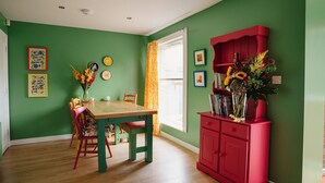 Superior-Apartment, eigenes Bad | Speisen
