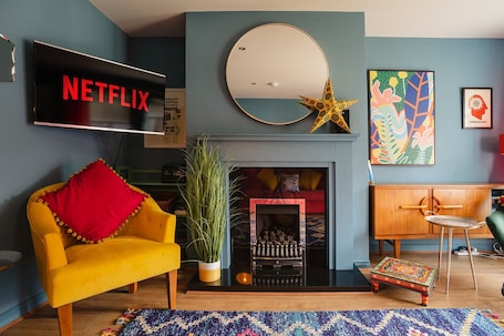 Central Belfast Apartments: Unique Retreat in the East