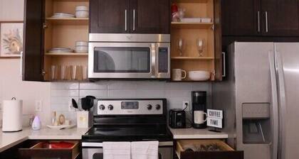 LUXURY CONDO IN THE HEART OF BUCKHEAD