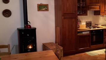 Fridge, microwave, oven, toaster