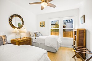 3 chambres, accès à Internet, literie fournie