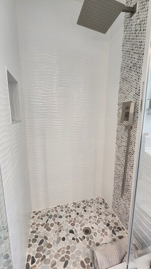 Hair dryer, towels, soap, shampoo - In the heart of Stuart-close to beaches (Stuart)