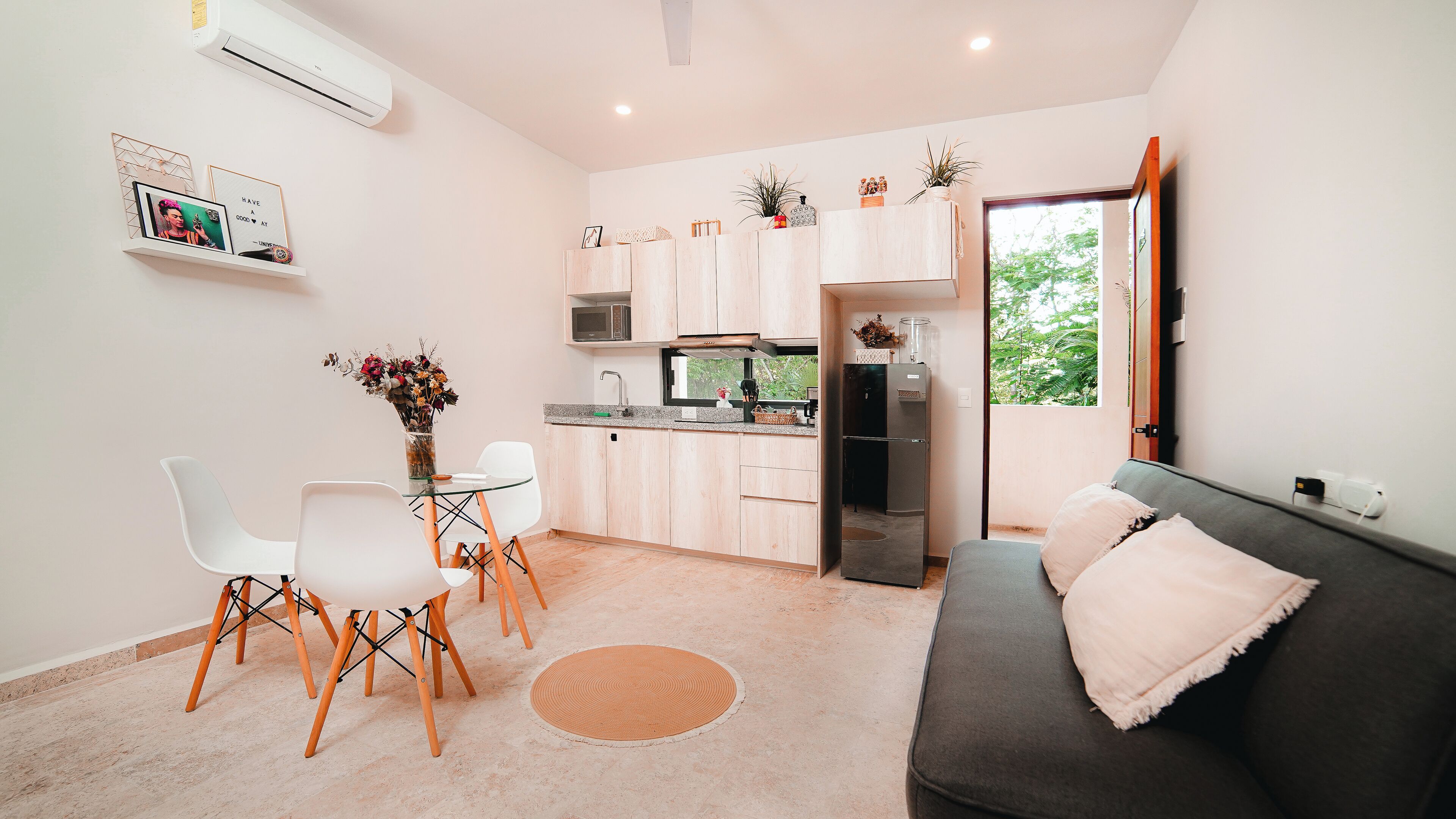 Standard Apartment, 1 Bedroom | Living area