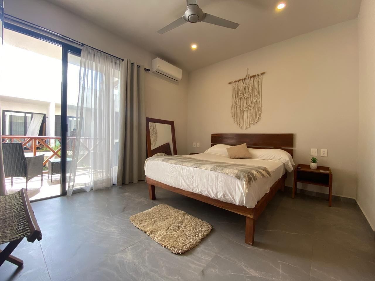 Economy Apartment | Iron/ironing board, free cribs/infant beds, free WiFi, bed sheets