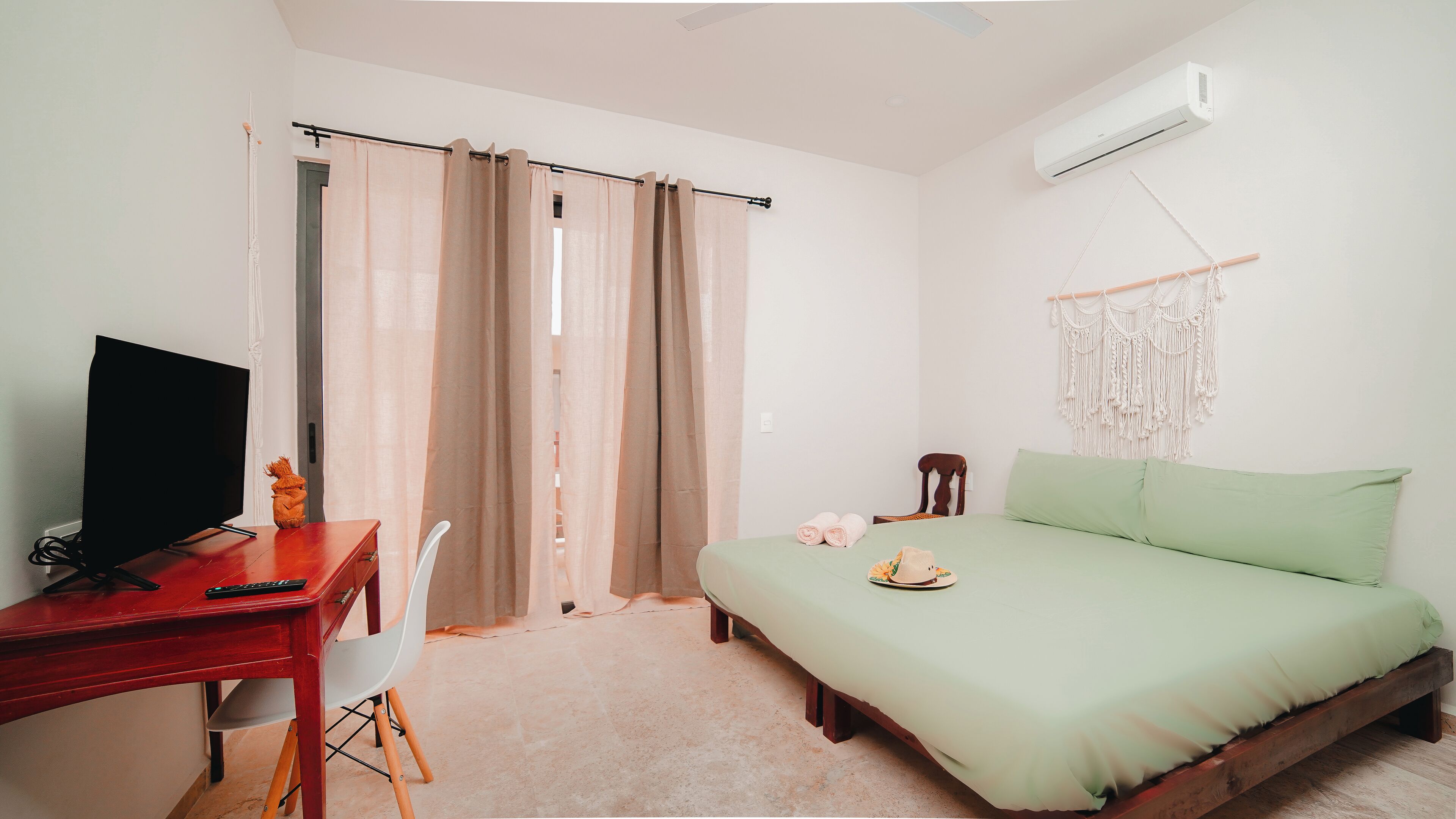 Standard Apartment, 1 Bedroom | Iron/ironing board, free cribs/infant beds, free WiFi, bed sheets