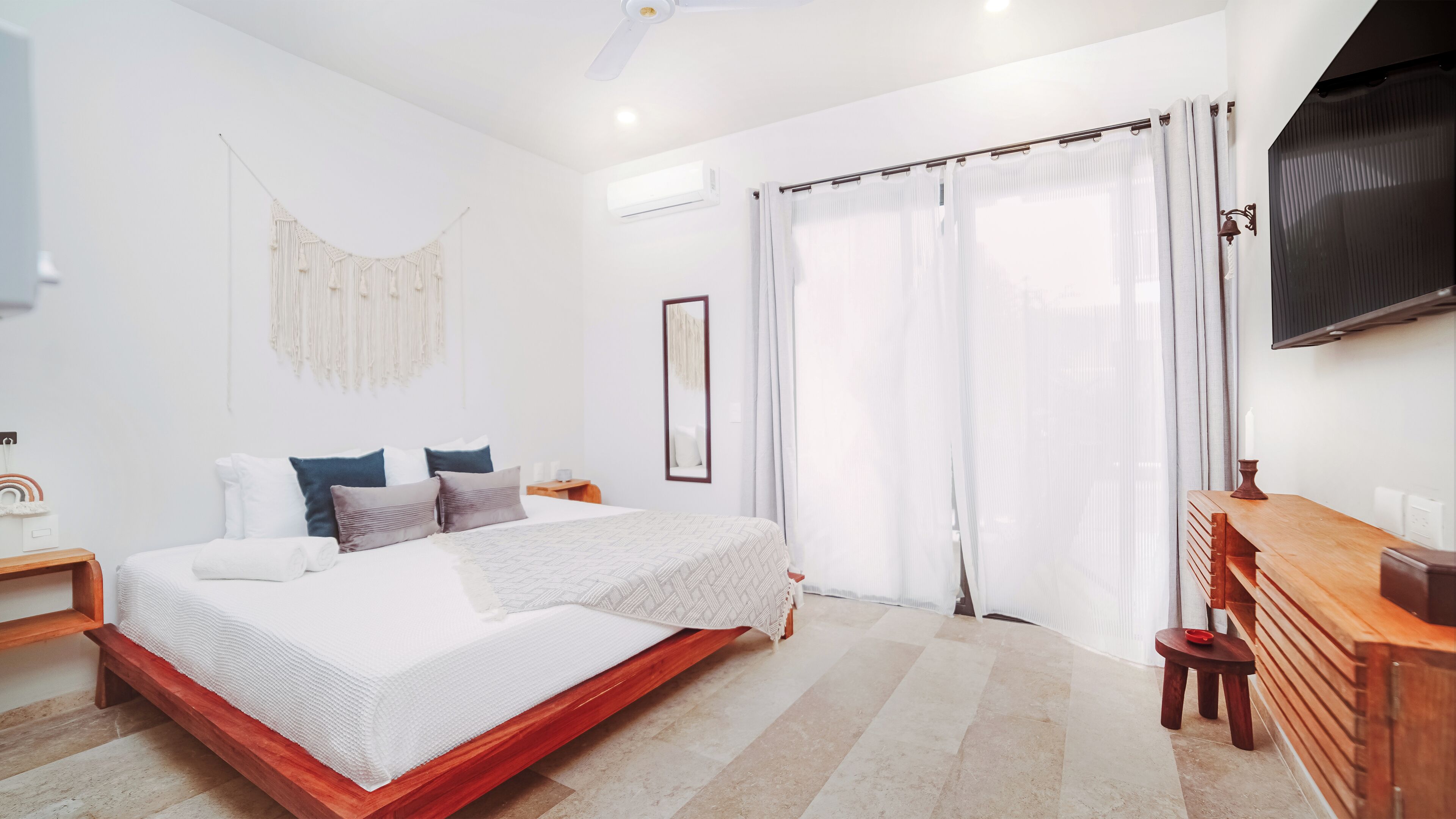 Superior Apartment, 1 Bedroom, Balcony, Ground Floor | Iron/ironing board, free cribs/infant beds, free WiFi, bed sheets