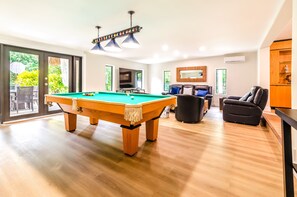 Living area - The Wonderkoi House A Magical Japanese Koi Garden (Homestead)