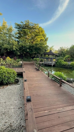 Exterior - The Wonderkoi House A Magical Japanese Koi Garden (Homestead)