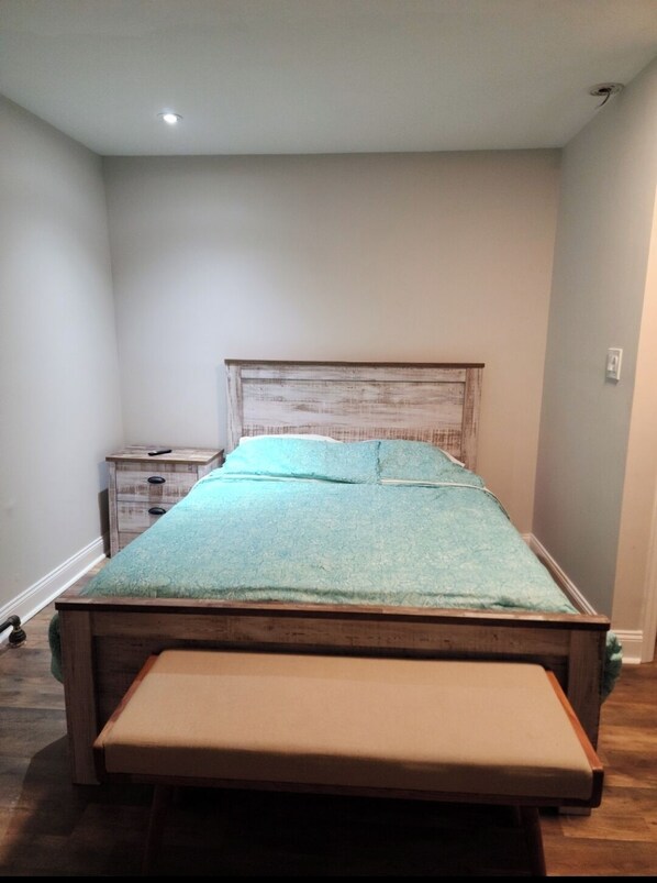 1 bedroom, iron/ironing board, free WiFi, bed sheets