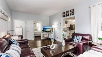2 chambres, bureau, fer et planche à repasser, Wi-Fi gratuit