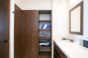 Comfort Condo | Iron/ironing board - CONDO Q BY TRVL2HM (Cabo San Lucas)