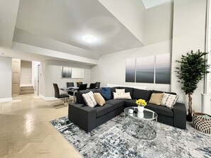 Téléviseur connecté, foyer