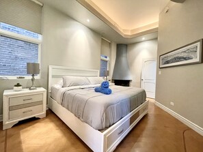 4 chambres, bureau, fer et planche à repasser, accès au Wi-Fi (inclus)