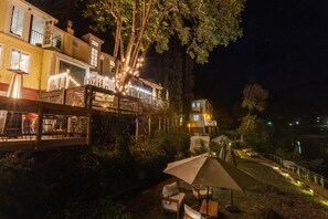 Property grounds - Boho Manor Resort - Room 28 (Monte Rio)