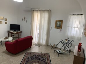 TV
