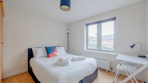 Unclassified image, 4 of 27, button - Spacious 2BDR Flat in the Heart of West London (London)