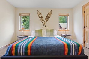 3 soverom, skrivebord, wi-fi (inkludert) og sengetøy