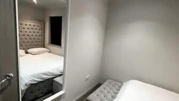 Apartment | 1 bedroom, iron/ironing board, free WiFi, bed sheets