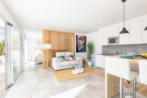 Interior - TAJUYA SUITE (Los Llanos)