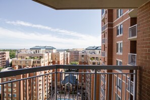 City Apartment | Balcony
