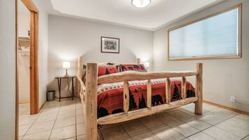 3 chambres, fer et planche Ă repasser, Wi-Fi, draps fournis