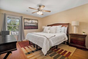 3 camere, una scrivania, ferro/asse da stiro, Wi-Fi