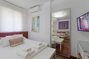 Fer et planche Ă repasser, Wi-Fi gratuit, draps fournis