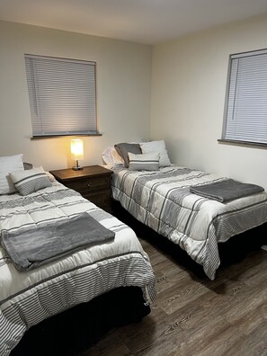 3 bedrooms, iron/ironing board, free WiFi, bed sheets