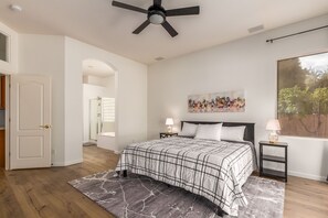 4 chambres, lit parapluie, Wi-Fi gratuit, draps fournis