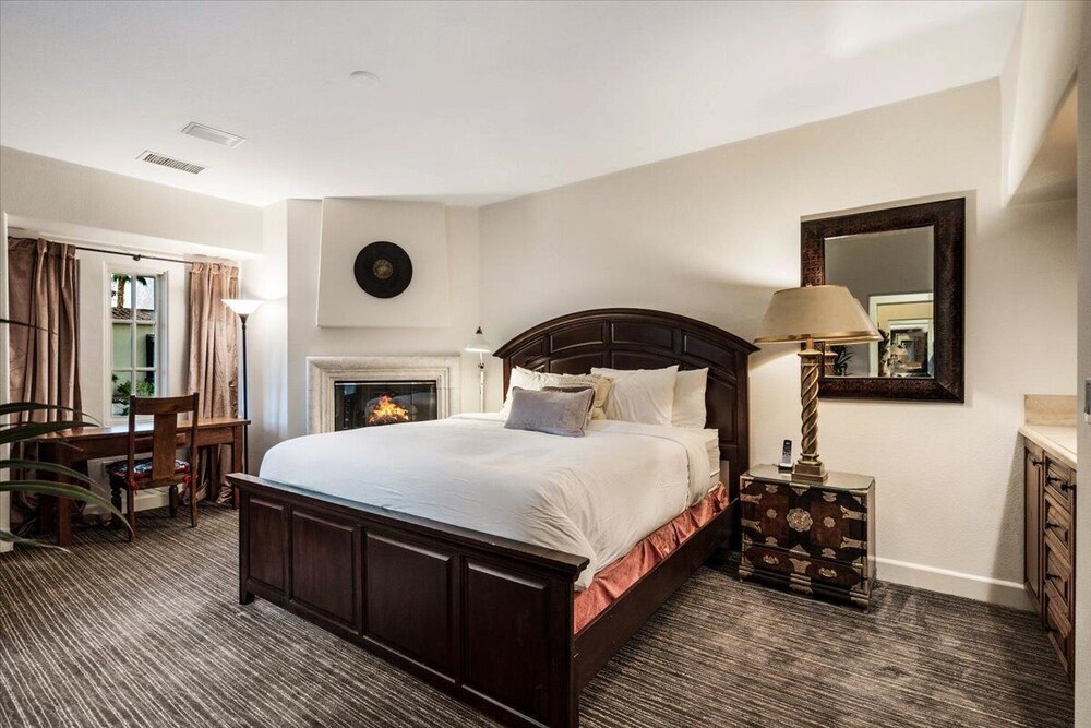 Luxurious Spanish Villa La Quinta Vrbo