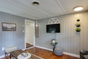 Interior - Centrally-Located Mountain Getaway in Lead! (Lead)
