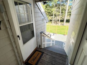 Property grounds - *10 mins to Beach* | Portsmouth | Maine| Hampton * (North Hampton)