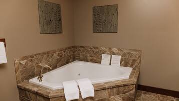 Shower, jetted tub, hair dryer, towels