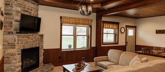 Adventure Awaits Suite: Luxury, Lodge Suite in Amish Country, Ohio.