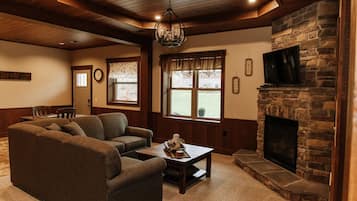 Smart TV, fireplace, DVD player