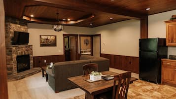 Smart TV, fireplace, DVD player