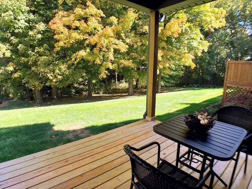 Forest Stream Suite: Luxury Suite in Amish Country, Ohio