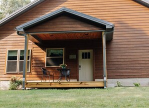 Exterior - Forest Stream Suite: Luxury Suite in Amish Country, Ohio (Dundee)
