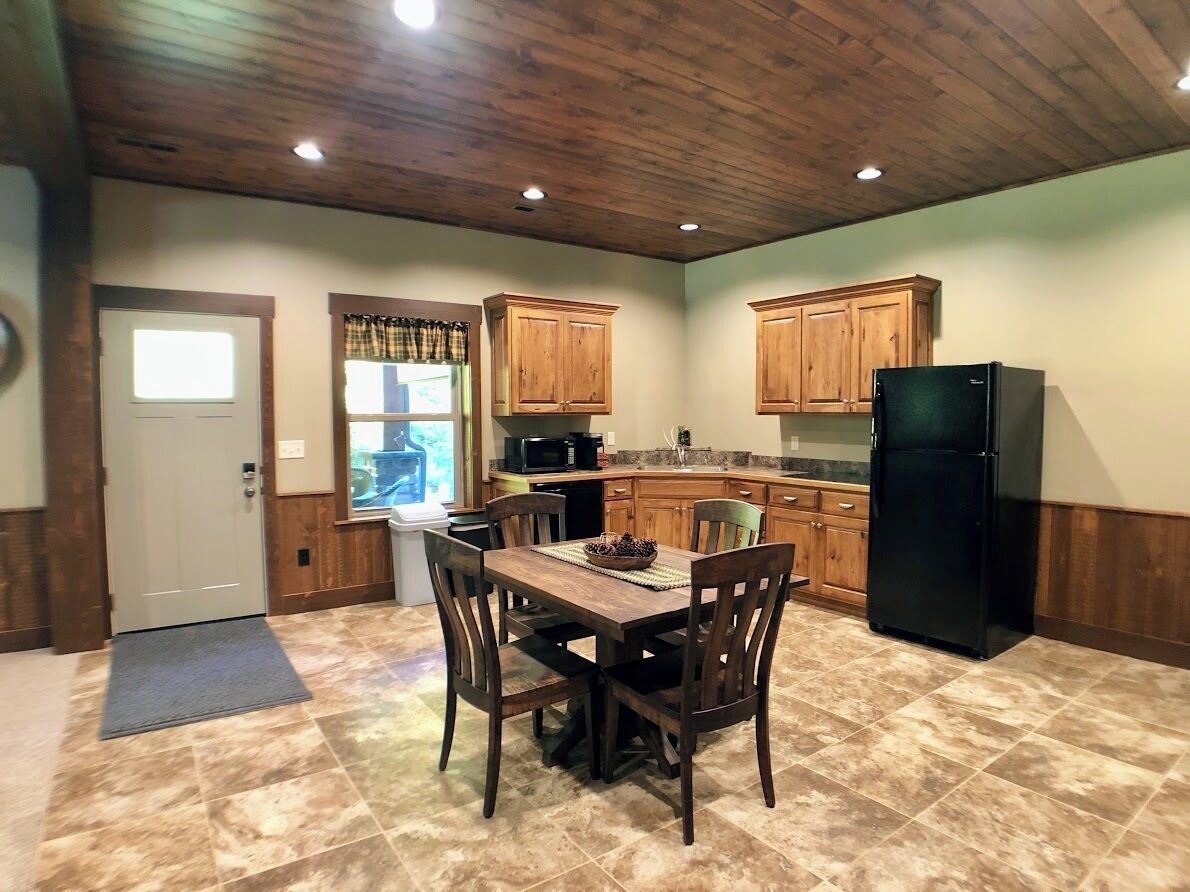 Fridge, microwave, dishwasher, coffee/tea maker