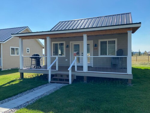 Natures Calling cabin, close to Glacier NP