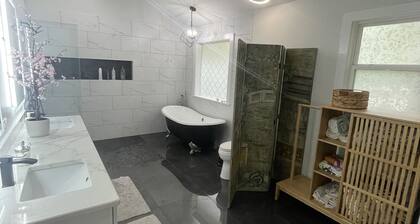 Private master suite