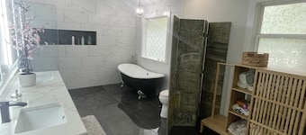 Private master suite